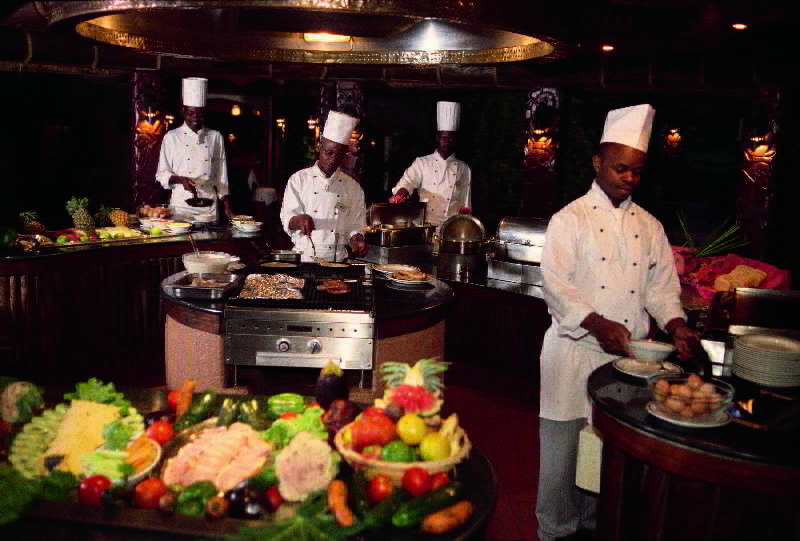 Serengeti Serena Safari Lodge Zewnętrze zdjęcie